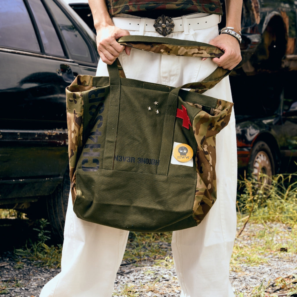 Chaser Field Bag - 22WRLDWIDEE