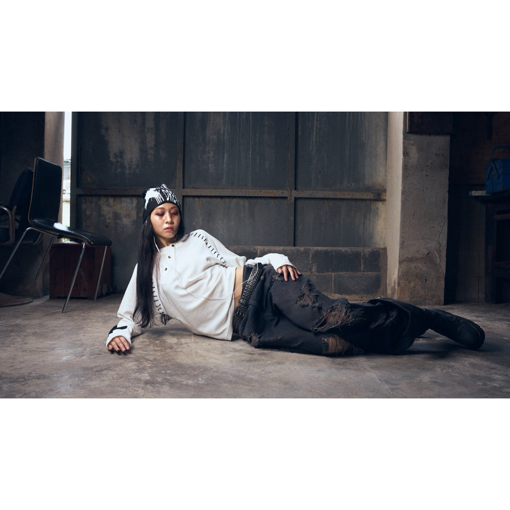 Broken Youth Straight Fit Denim - 22WRLDWIDEE