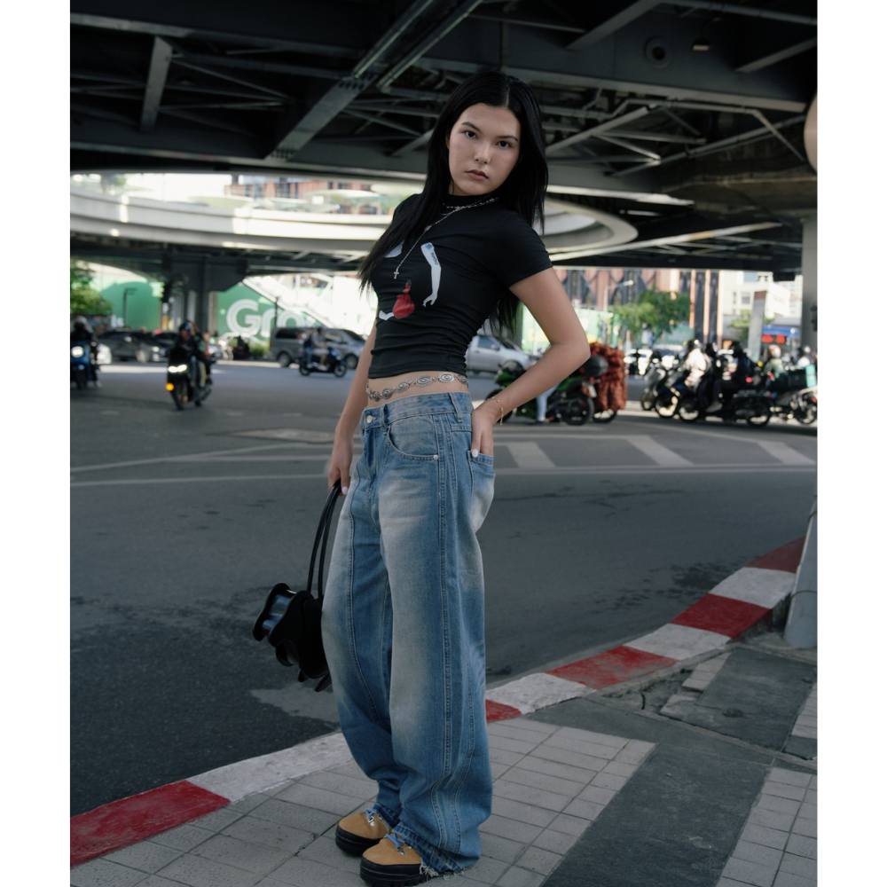 AD100 Abstract Ink Crop Top