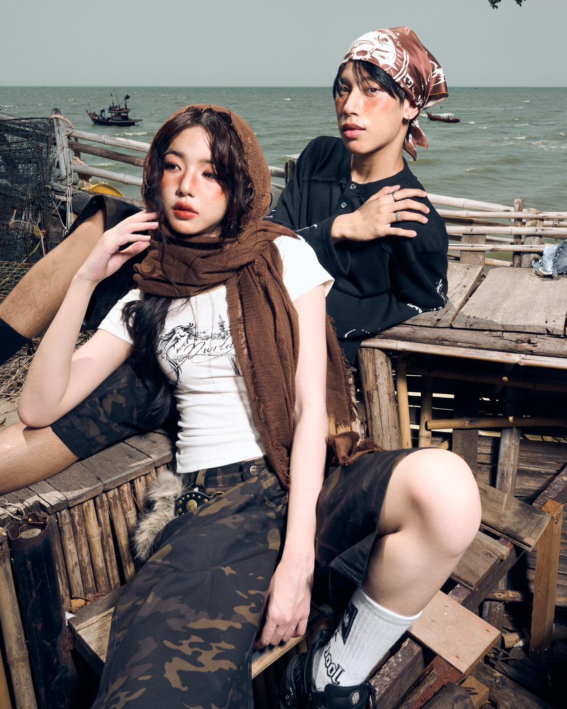 Siren Bade Off-Shoulder Top