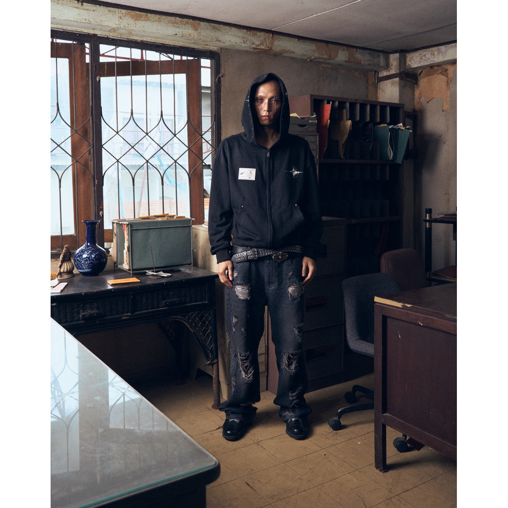 Broken Youth Straight Fit Denim - 22WRLDWIDEE