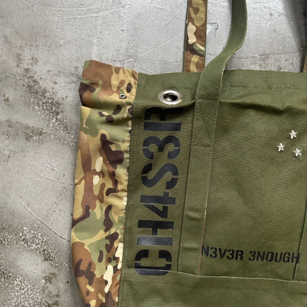 Chaser Field Bag - 22WRLDWIDEE