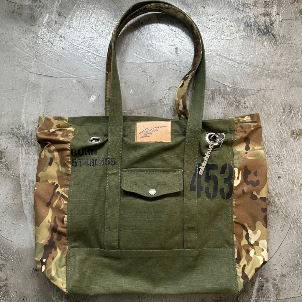 Chaser Field Bag - 22WRLDWIDEE