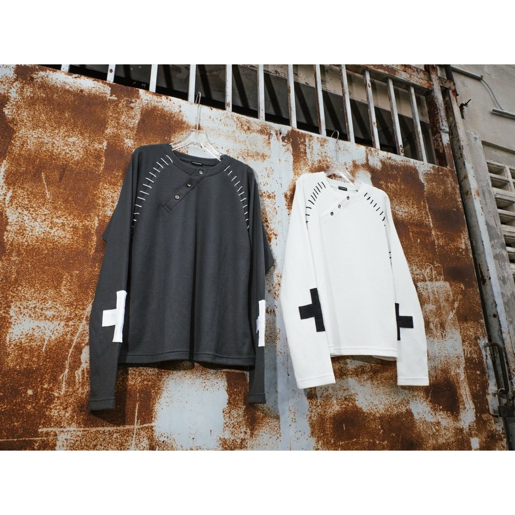 Mended Long-Sleeve Henley - 22WRLDWIDEE